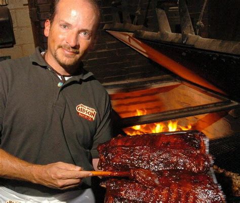 Big bob gibson - Chris Lilly, executive chef of Big Bob Gibson Bar-B-Q and great-grandson-in-law of Big Bob himself, now passes on the family secrets in this quintessential guide to barbecue. From dry rubs to glazes and from sauces to slathers, Lilly gives the lowdown on Big Bob Gibson Bar-B-Q's award-winning seasonings and combinations.